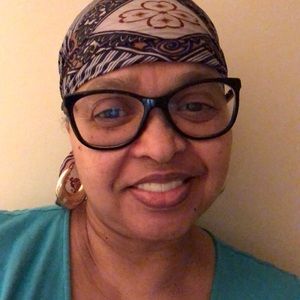 Meet your Posher, Sharon